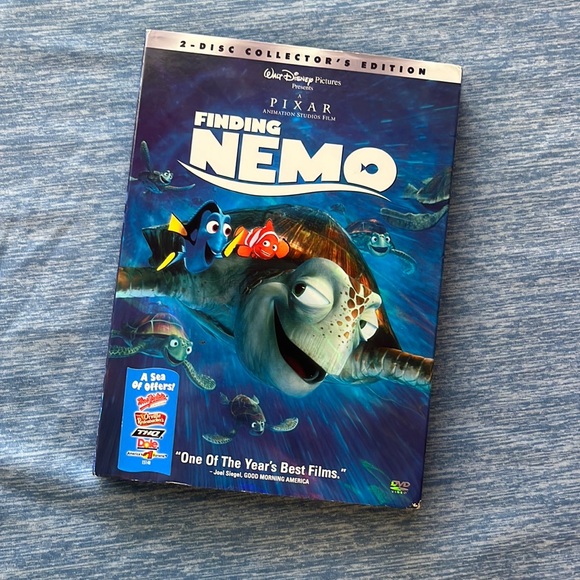 ☀️ 3 / $15 Sale ☀️ New Finding Nemo DVD 2-Disc collectors edition - Picture 1 of 6